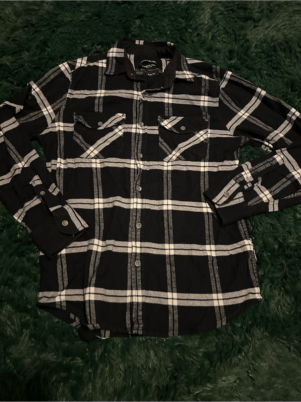 3/$25 ✨ Kenneth Cole Black and White Plaid Button-Down Shirt